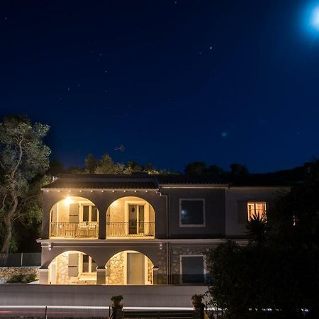 Avali Luxury Houses Gaios Exterior photo