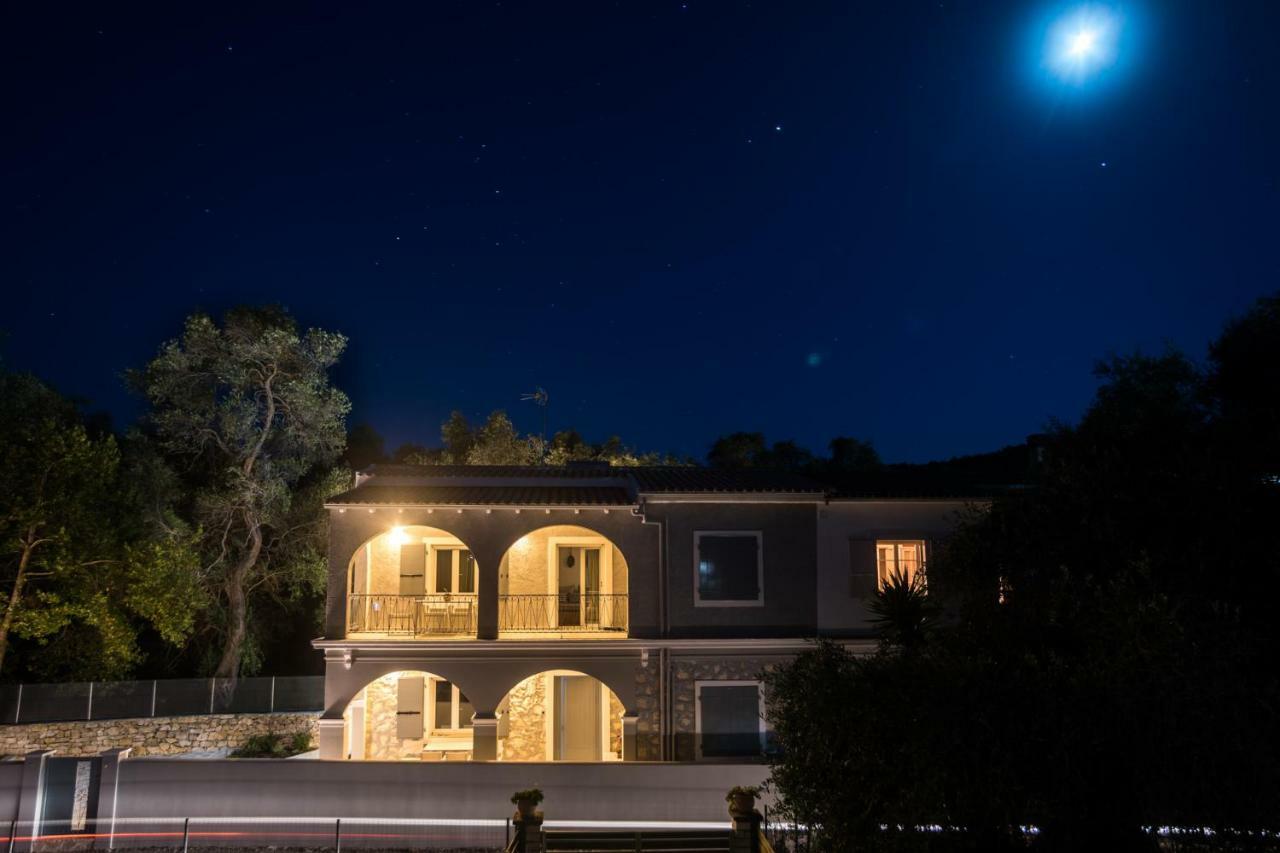 Avali Luxury Houses Gaios Exterior photo